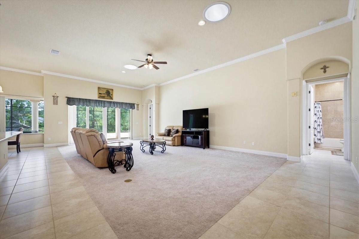 1812 Taylor Rd Property Photo 13