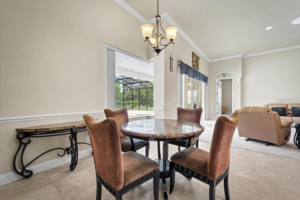 1812 Taylor Rd Property Photo 15
