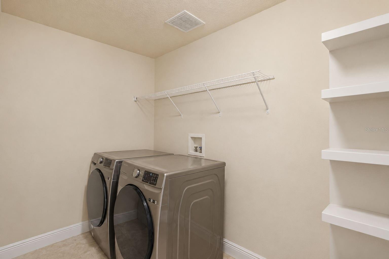 1419 Avila Ave Property Photo 27