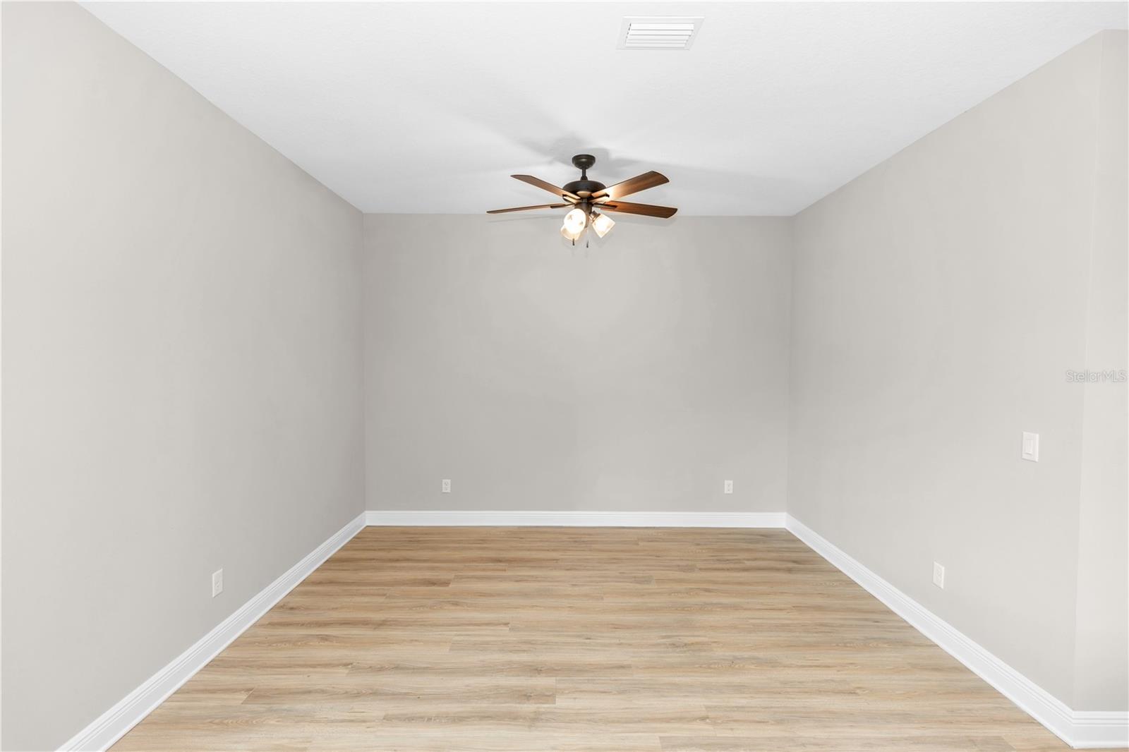 790 Hyperion Dr Property Photo 11
