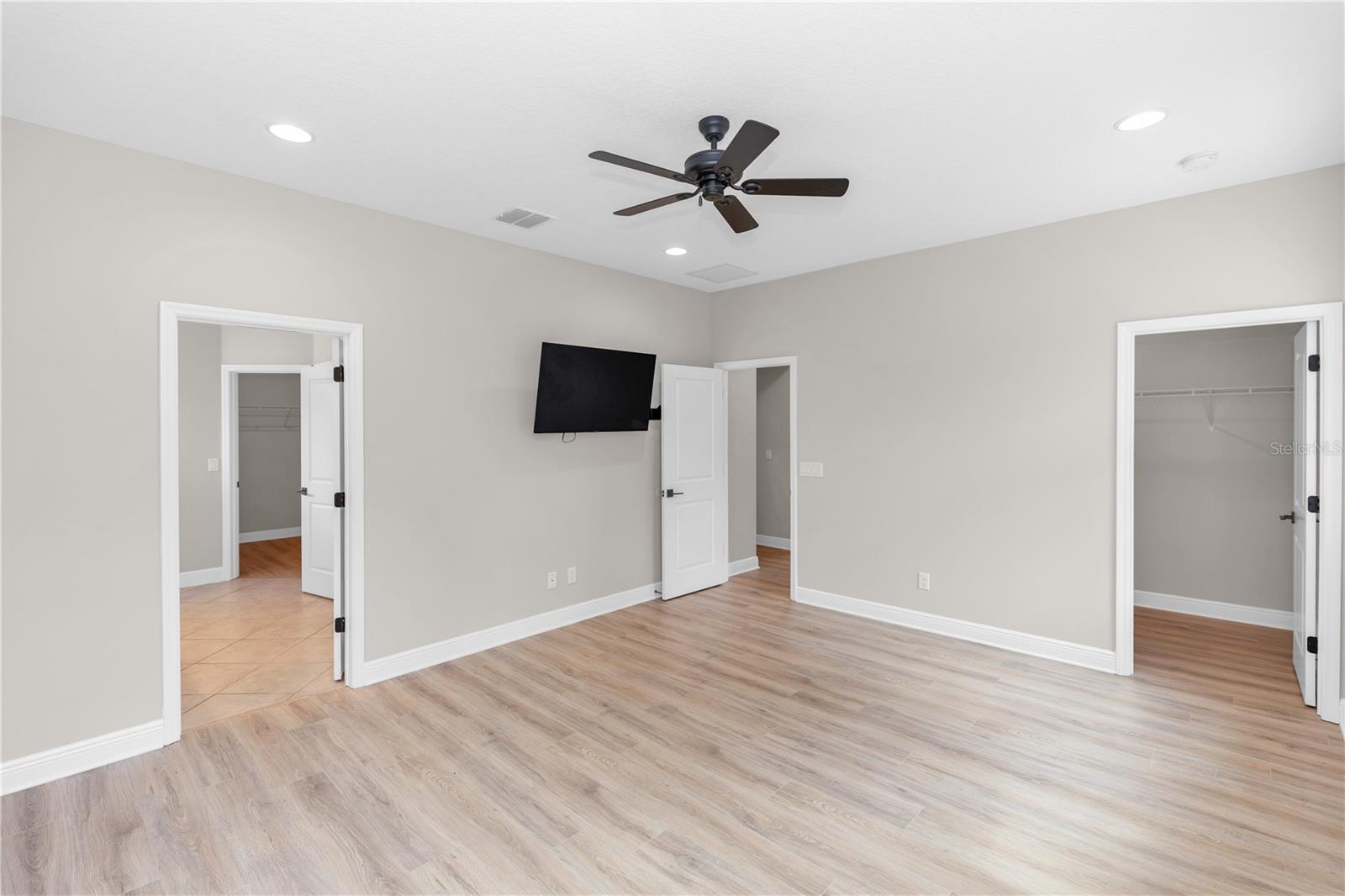 790 Hyperion Dr Property Photo 14