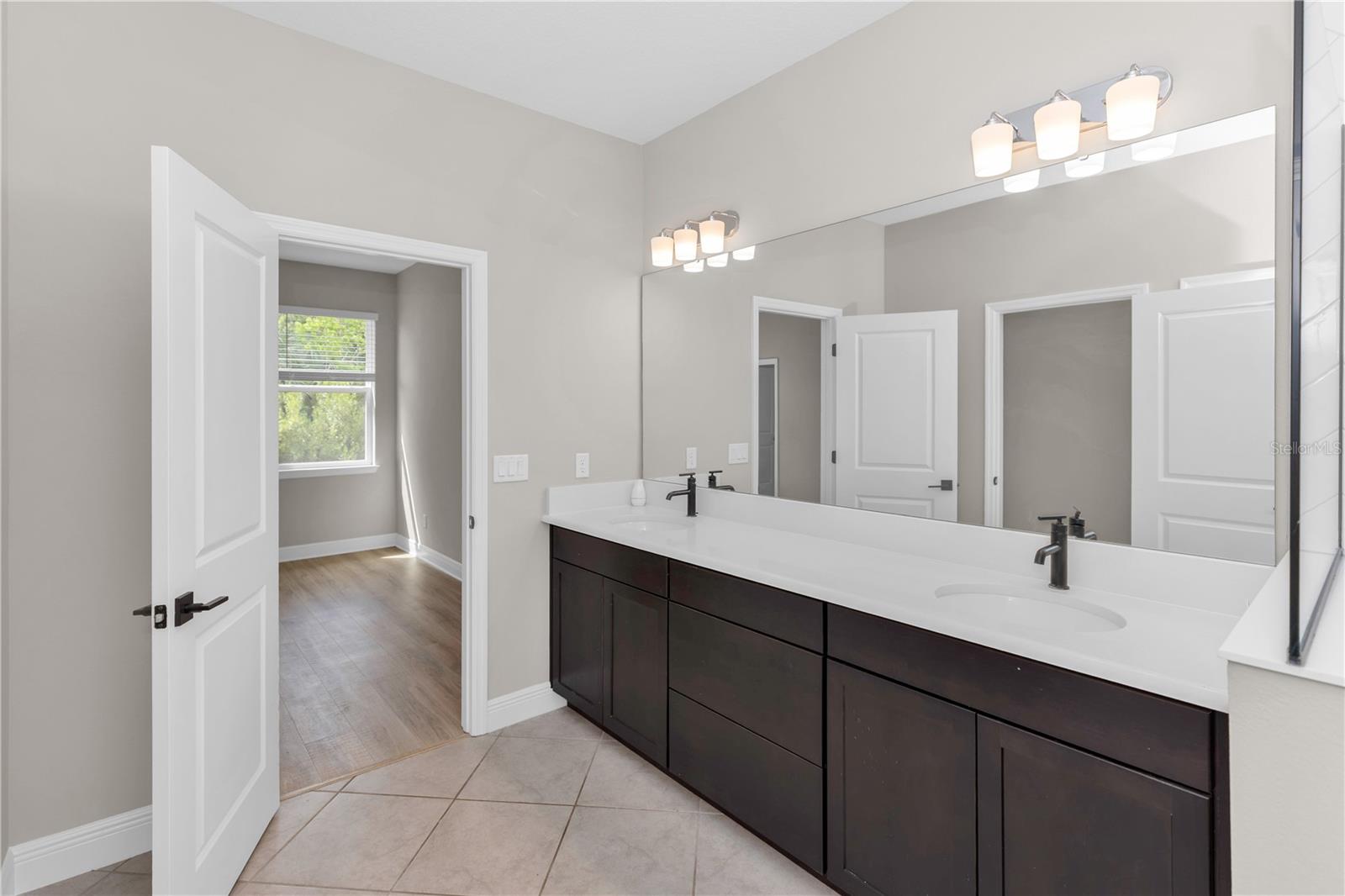 790 Hyperion Dr Property Photo 16