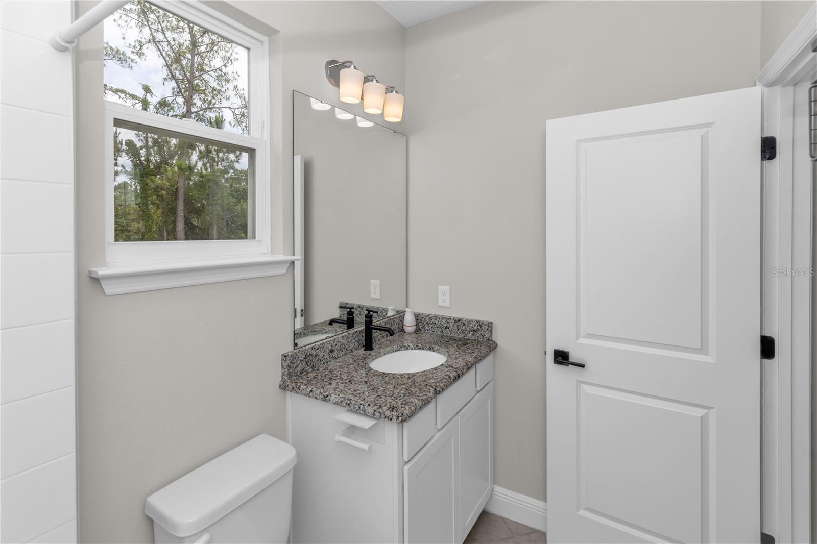 790 Hyperion Dr Property Photo 33