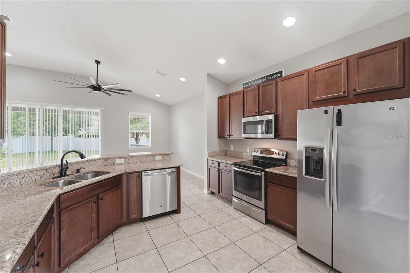 695 Champions Gate Blvd Property Photo 11
