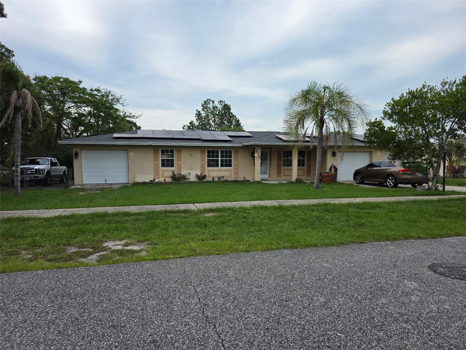 V4949482 Property Photo 1