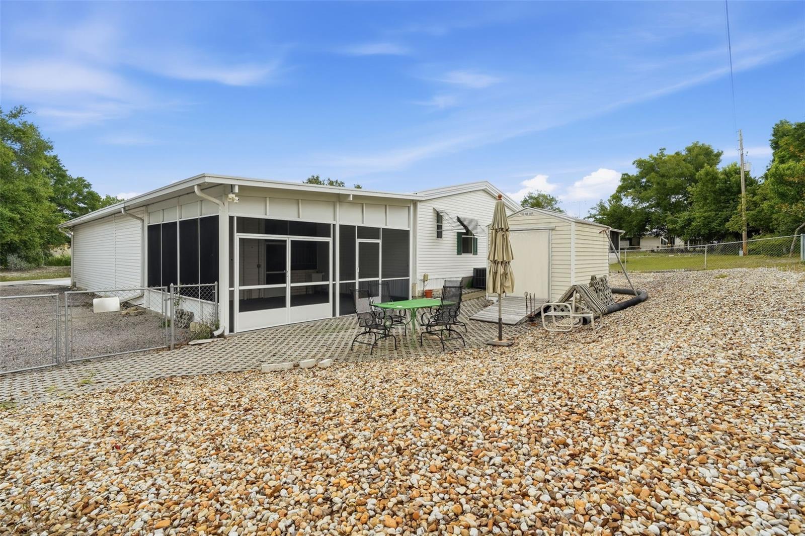 V4949483 Property Photo 6