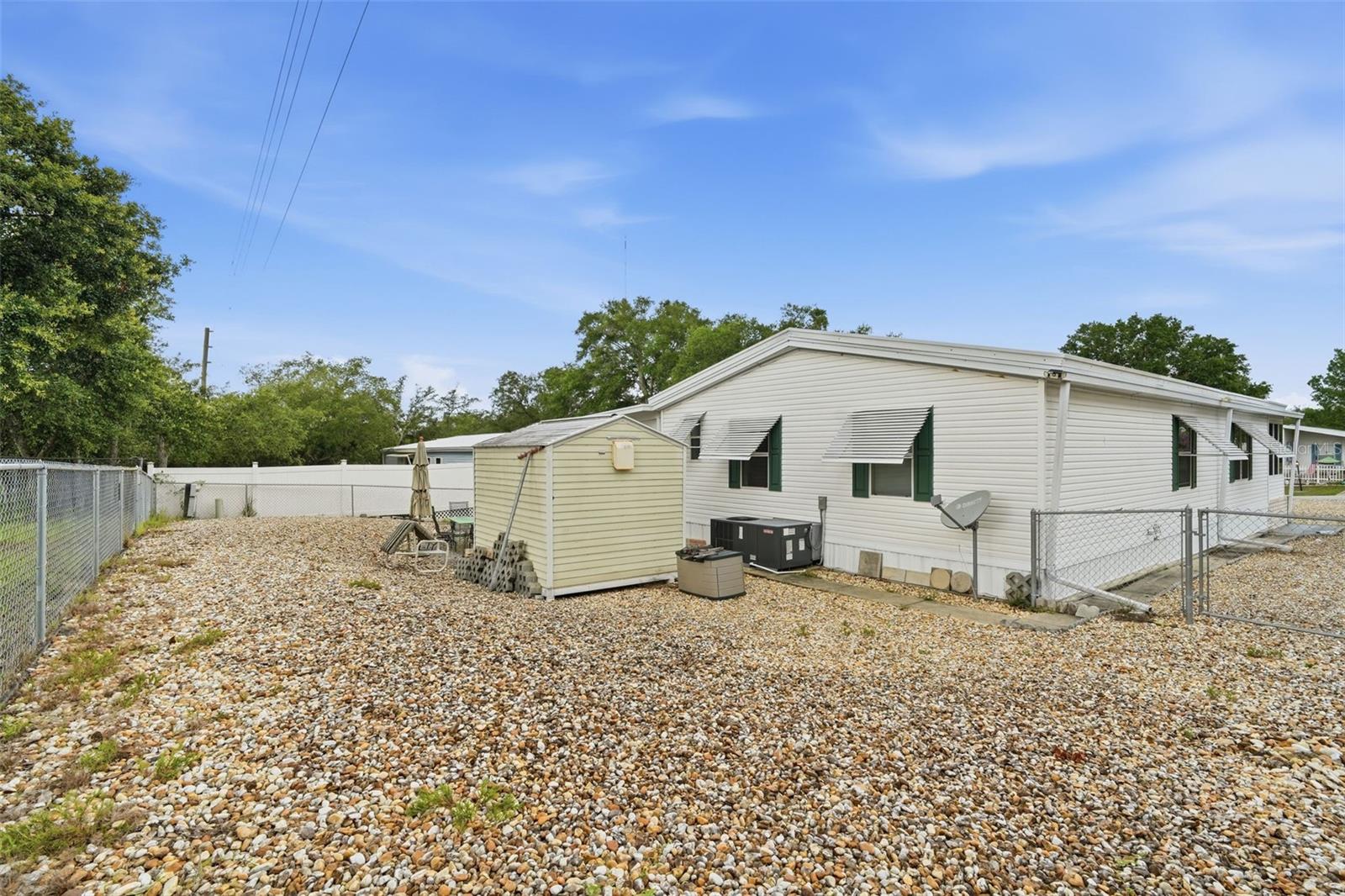V4949483 Property Photo 8