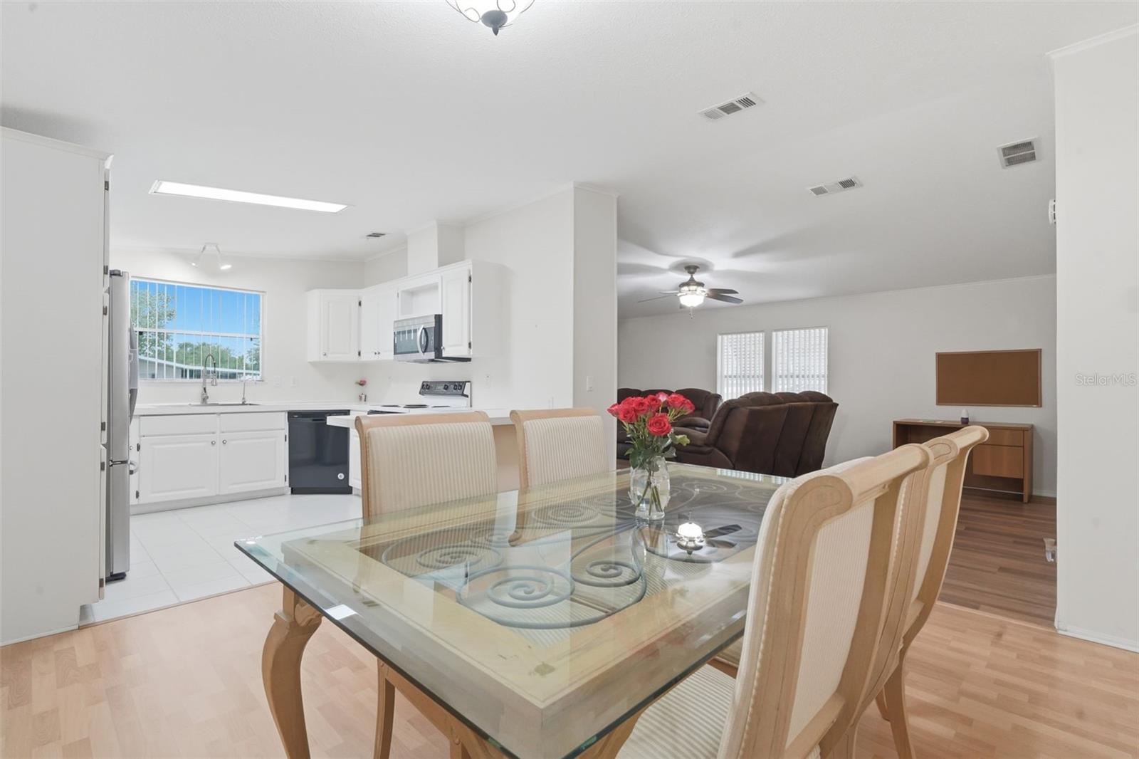 V4949483 Property Photo 25