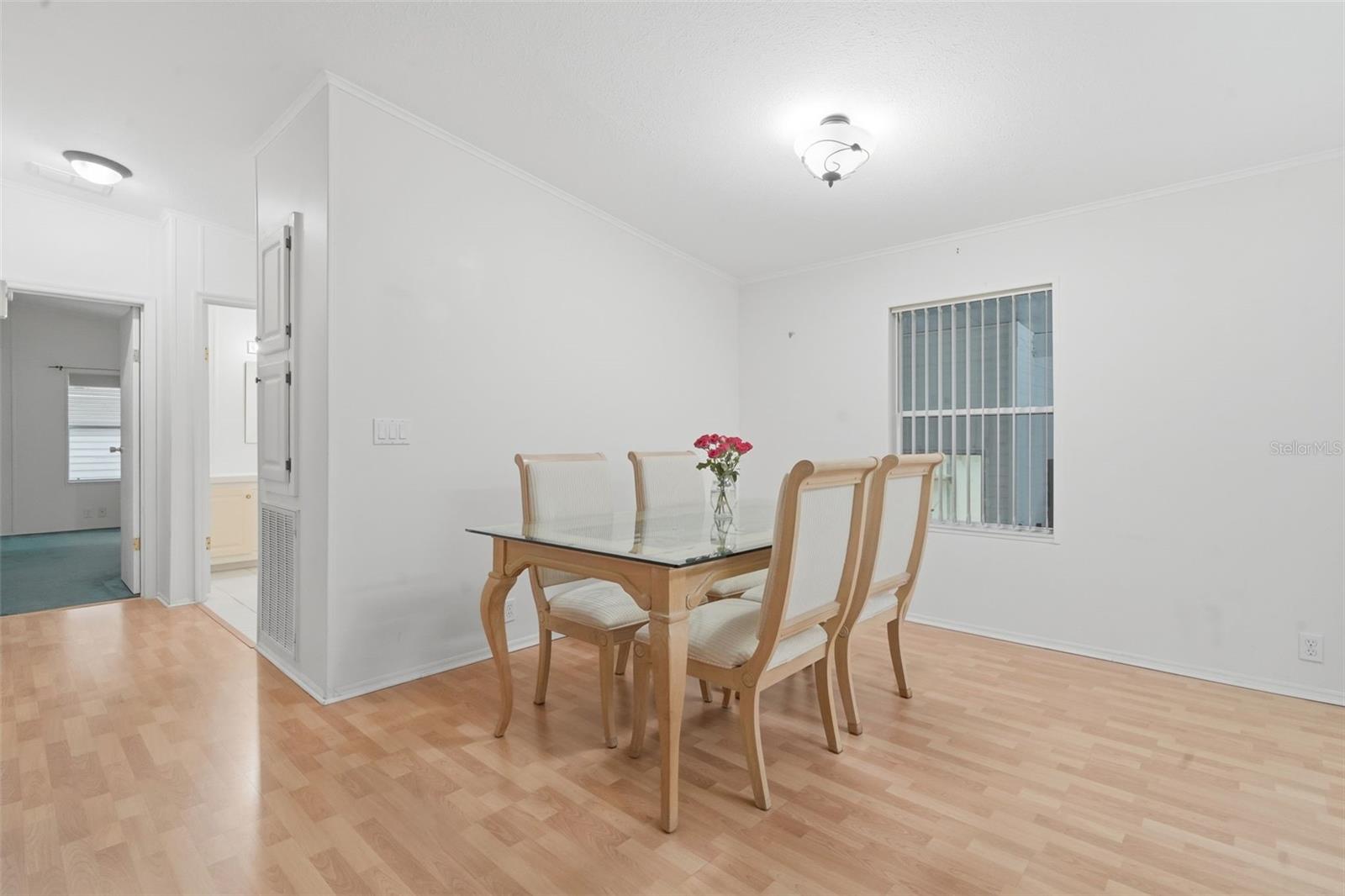 V4949483 Property Photo 26