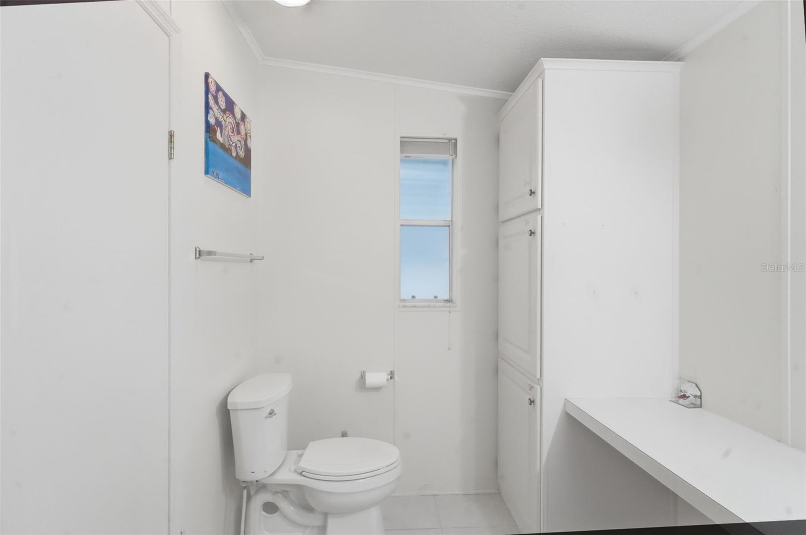 V4949483 Property Photo 36