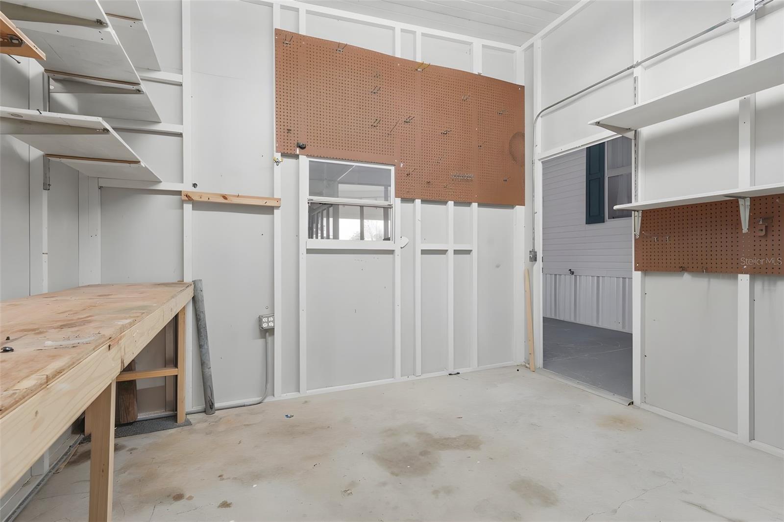 V4949483 Property Photo 46