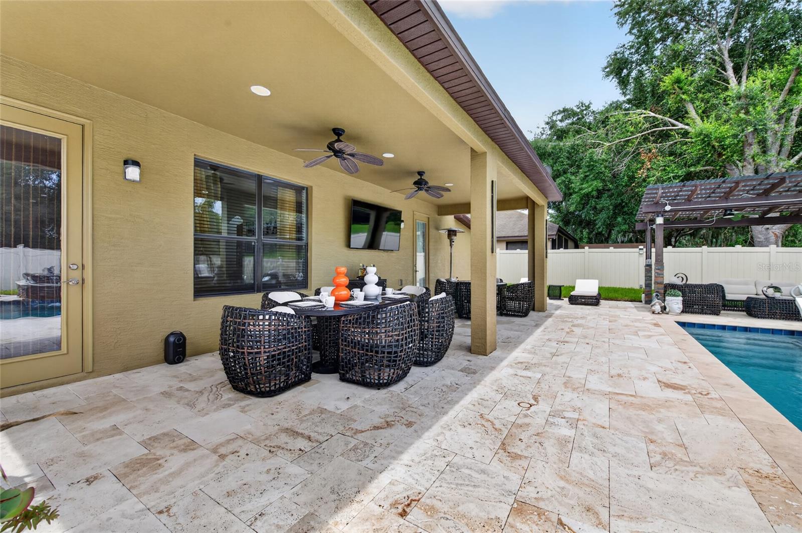 1801 Waterside Oaks Dr Property Photo 32