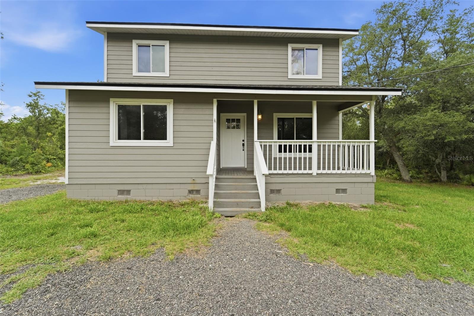 41707 Aspen St Property Photo 2