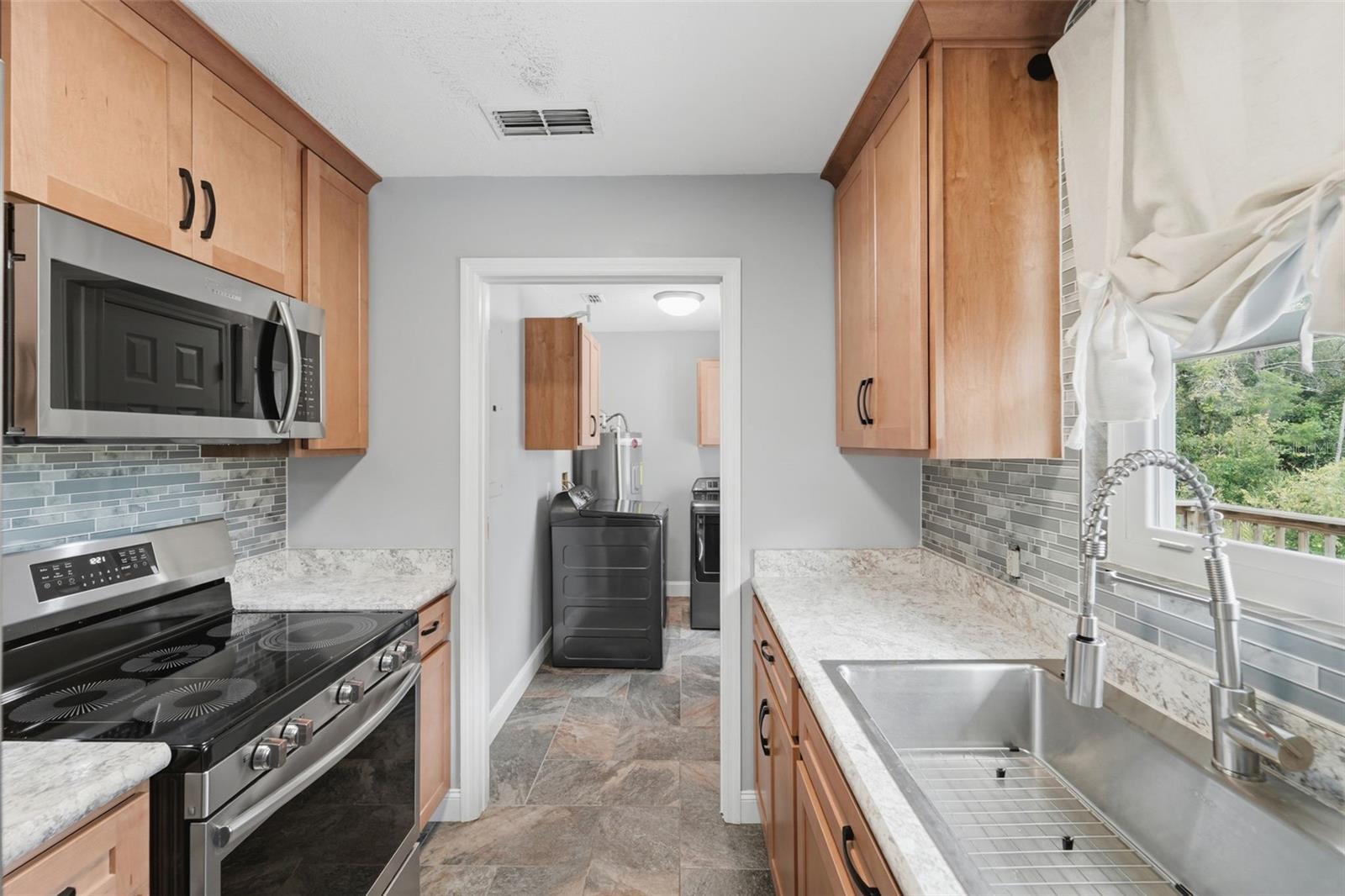 41707 Aspen St Property Photo 12