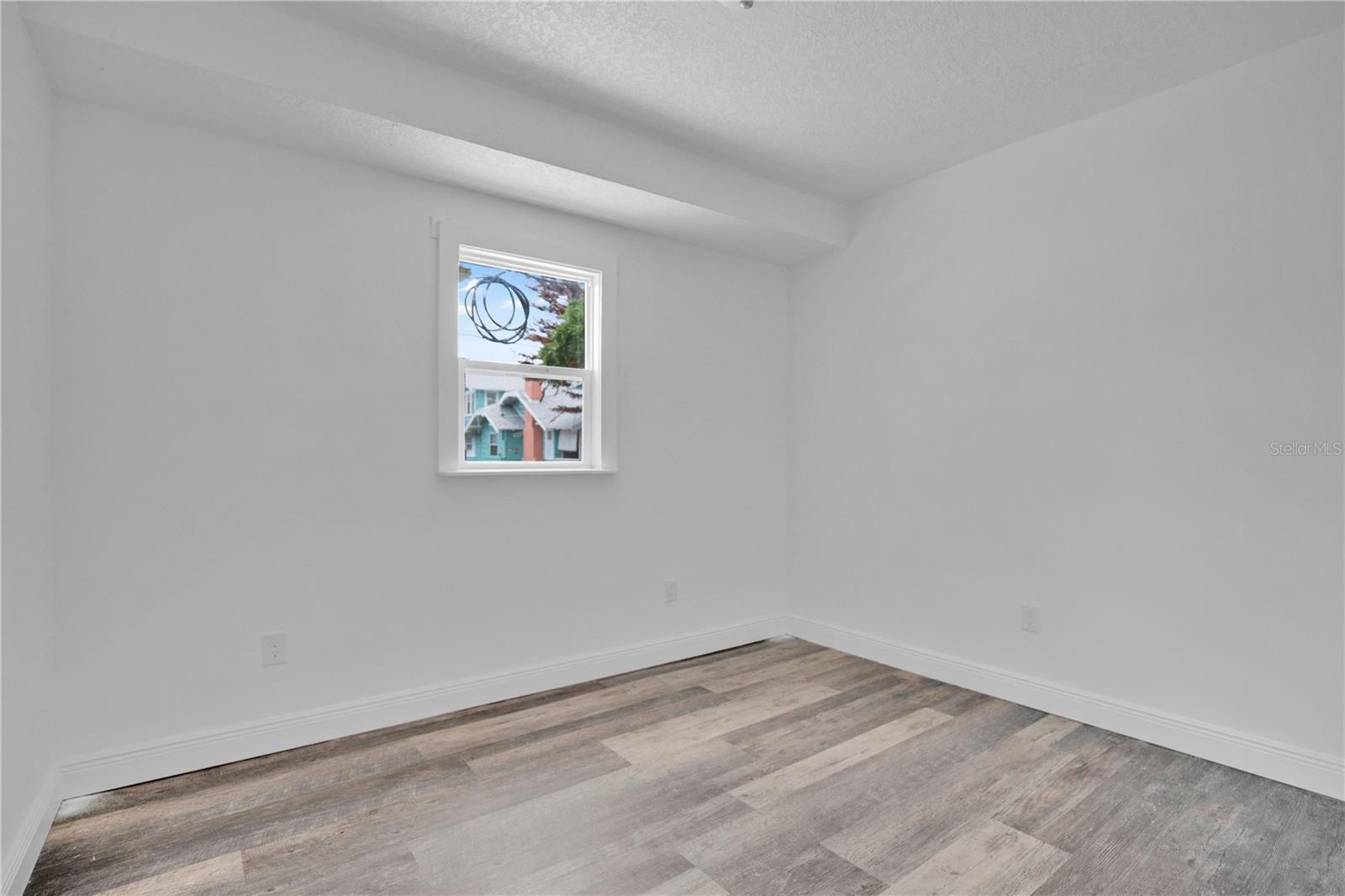 547 N Ridgewood Ave Property Photo 30