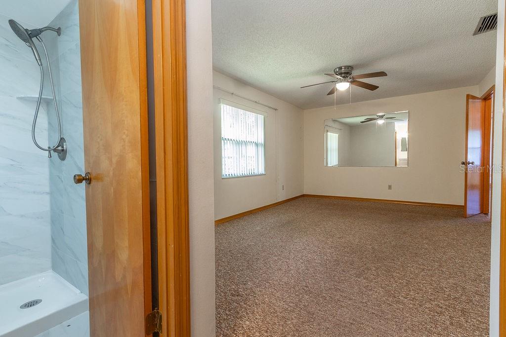 919 E Michigan Ave Property Photo 12