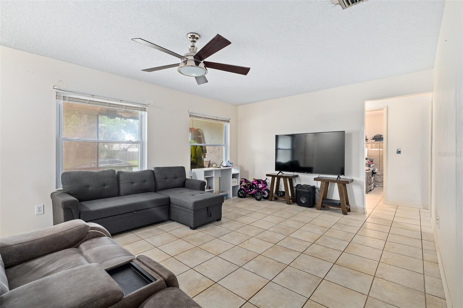 1218 Mellisa Dr Property Photo 3