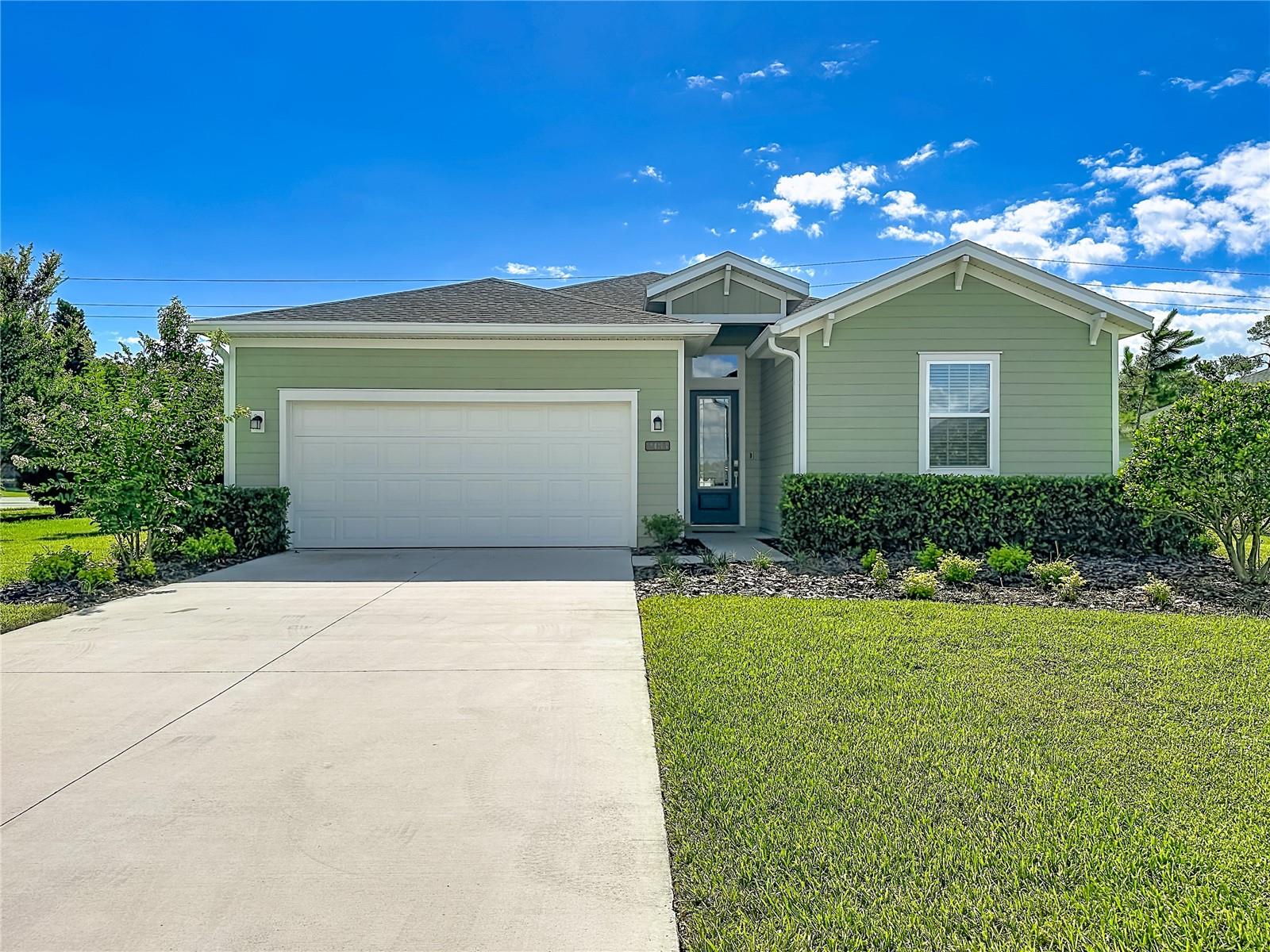 2183 RAGLAN CIR Property Photo 1