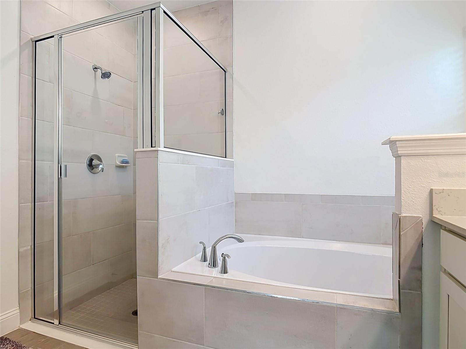 2183 Raglan Cir Property Photo 29