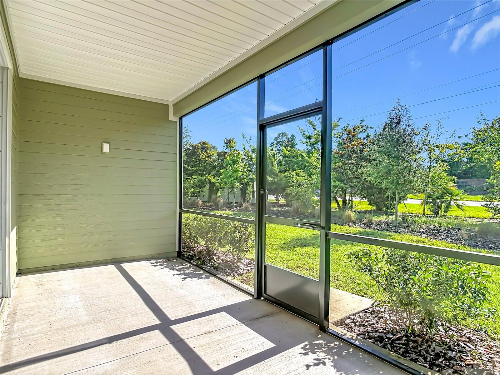 2183 Raglan Cir Property Photo 47