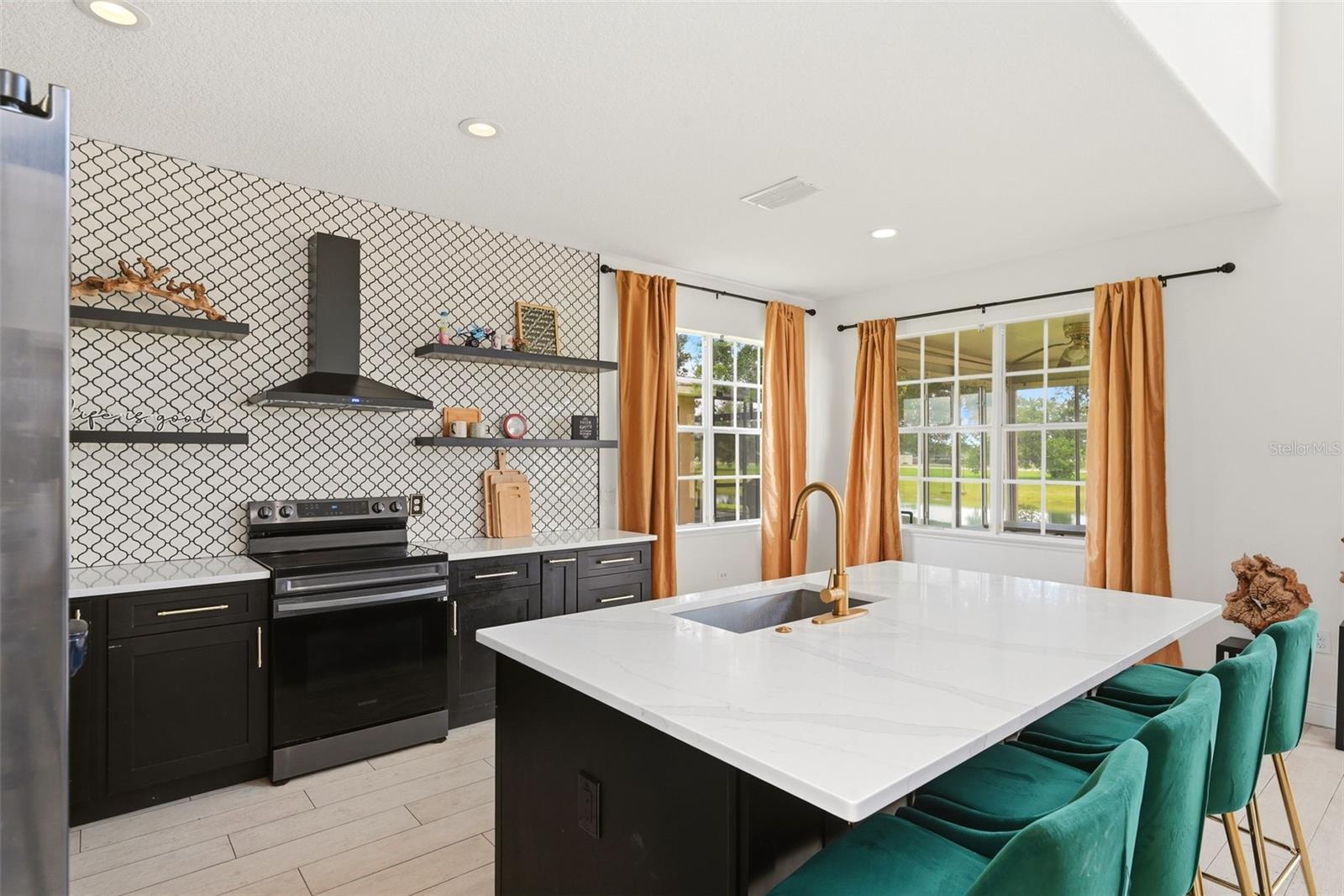 1518 Sun Meadow Dr Property Photo 18