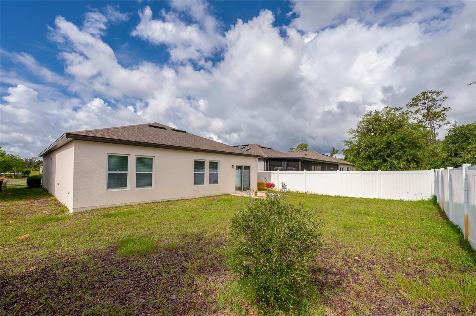 1514 Playwright Dr Property Photo 28