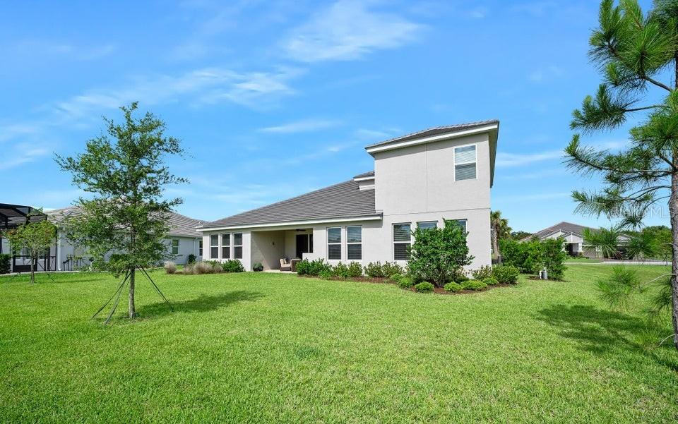 1369 Arklow Cir Property Photo 16