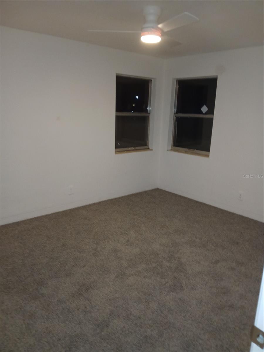 921 Winchester St Property Photo 7
