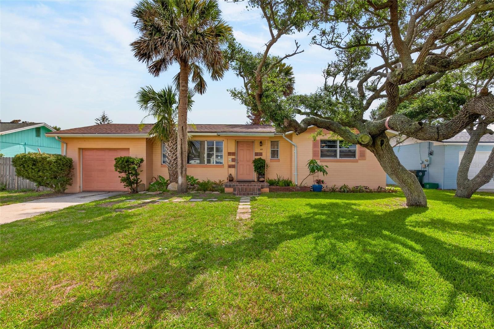 109 Claire Ter Property Photo 1