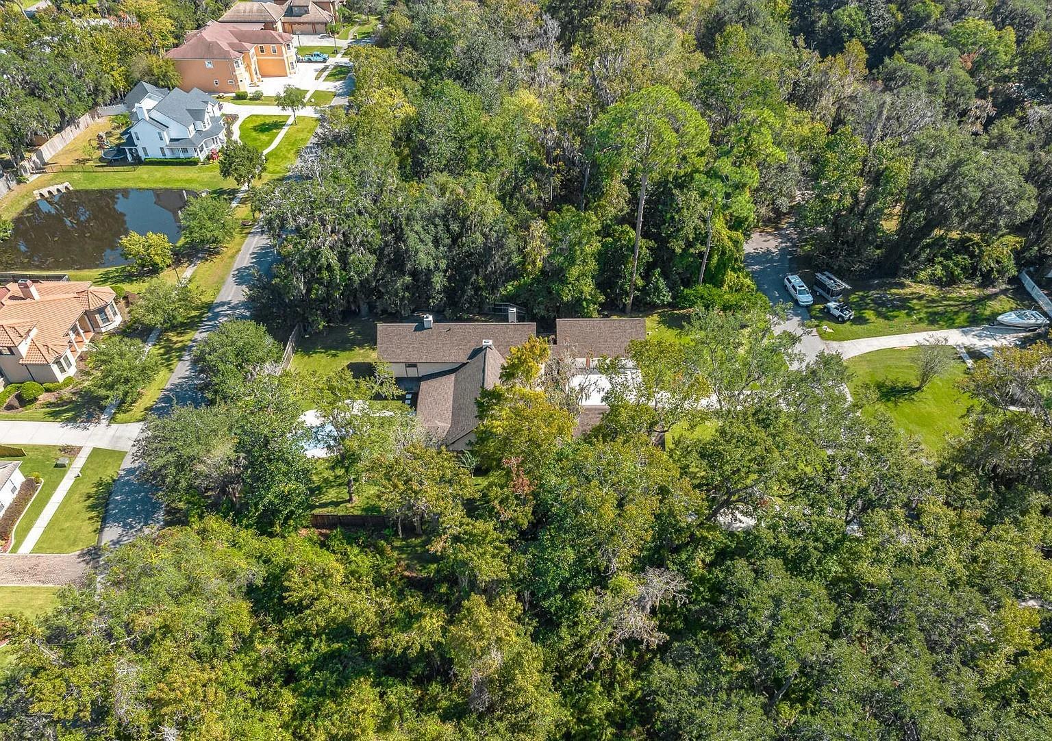 Riverwood Dr Property Photo 6