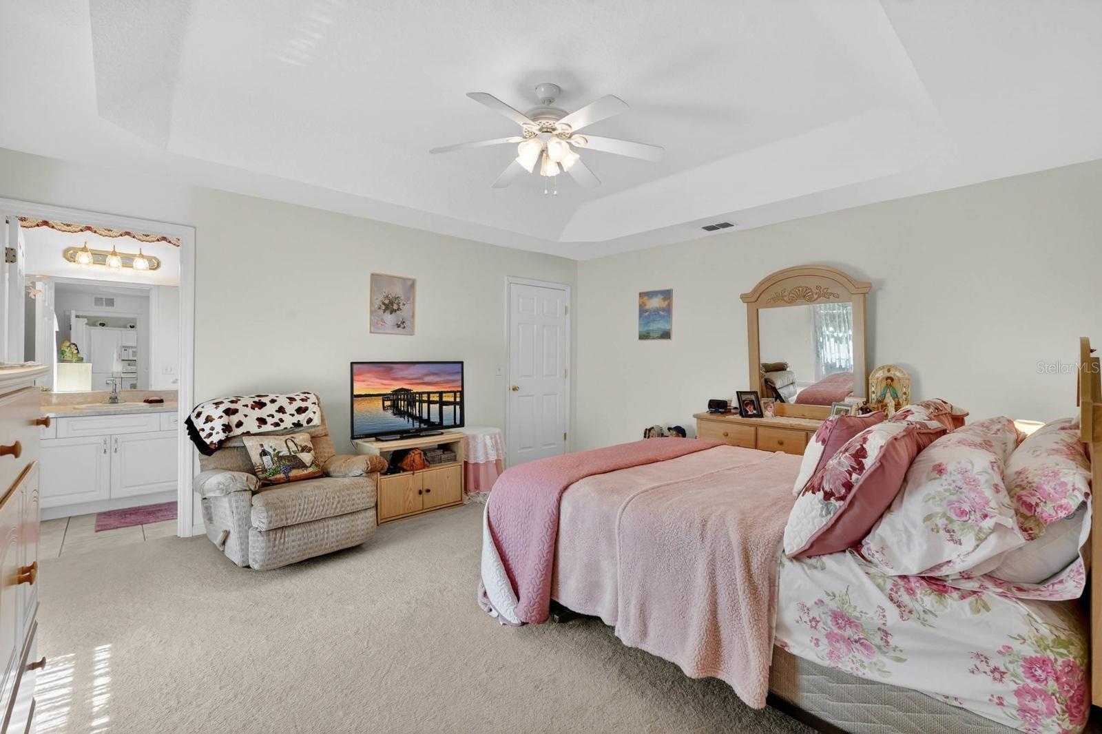 80 Roxboro Property Photo 4
