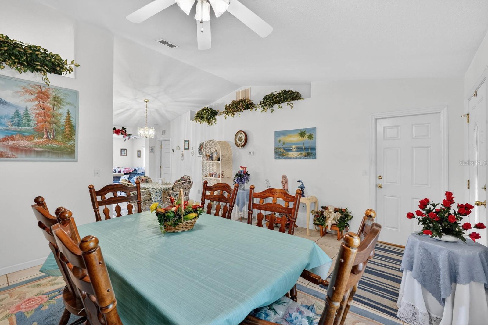 80 Roxboro Property Photo 9