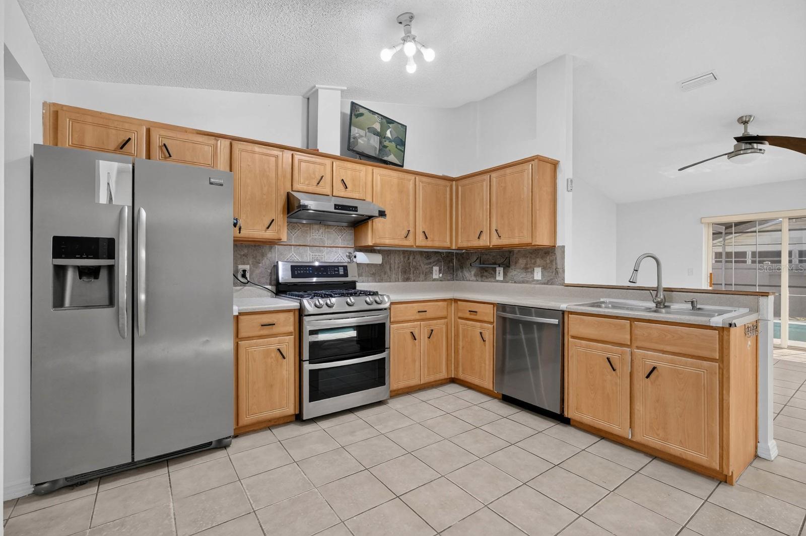 20 Lake Meadow Way Property Photo 18