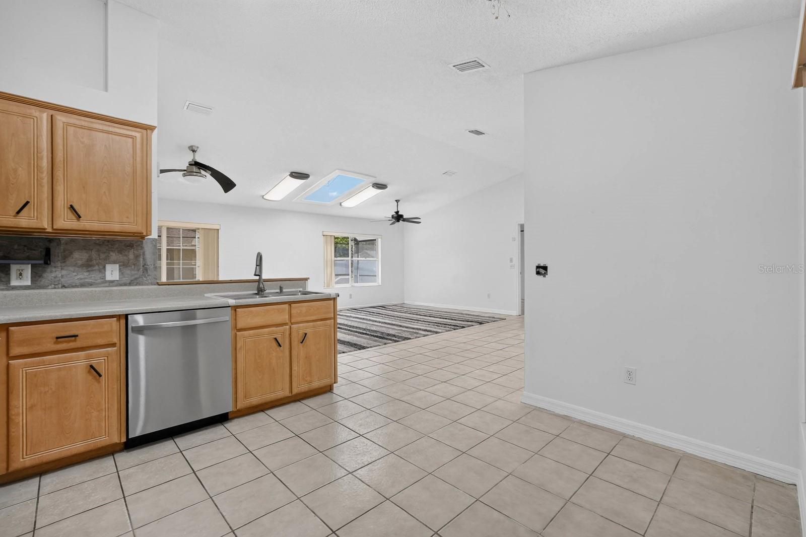 20 Lake Meadow Way Property Photo 19