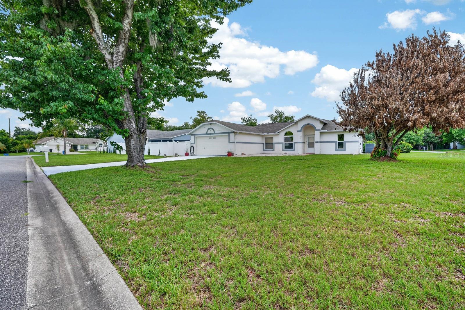 20 Lake Meadow Way Property Photo 39