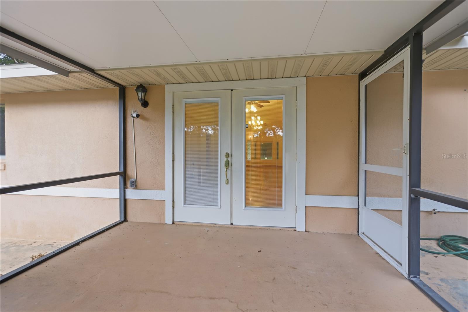 1610 Strathcona Ave Property Photo 36