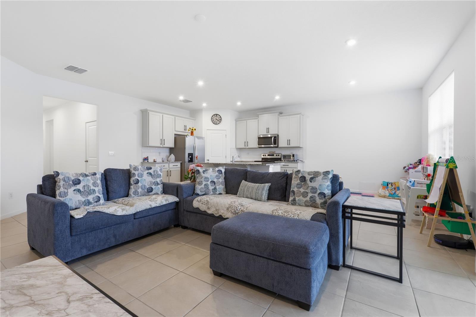 1733 Carnelian St Property Photo 11