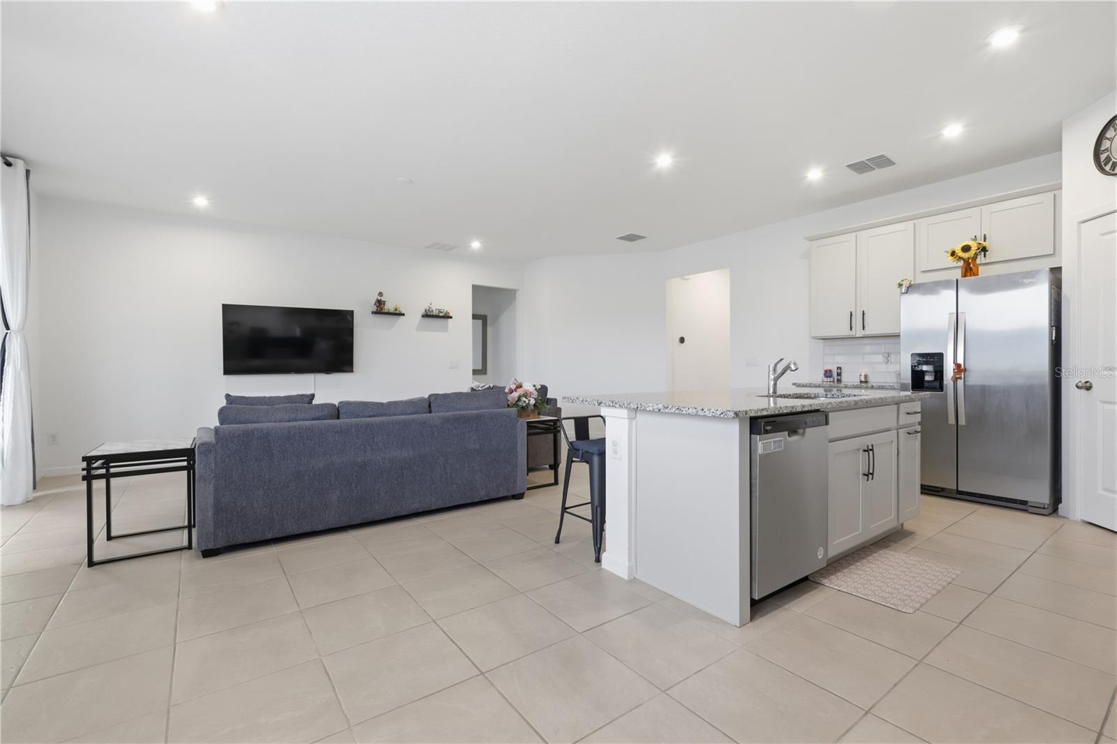 1733 Carnelian St Property Photo 12