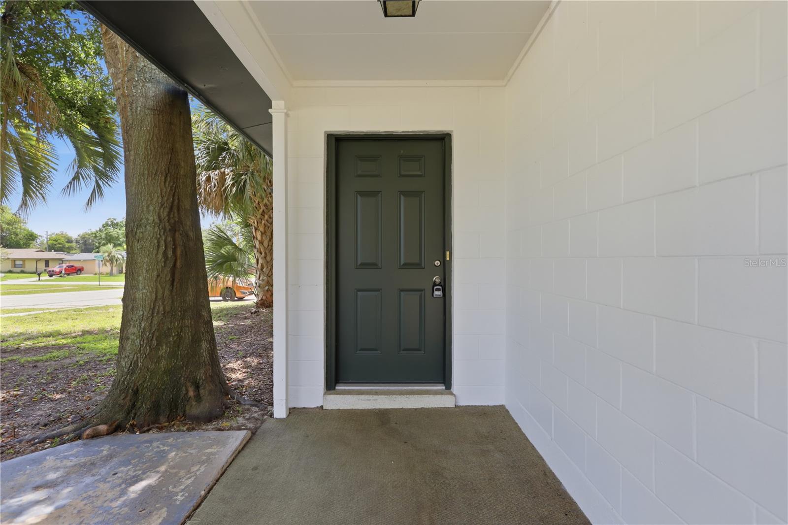2434 Cardena Ave Property Photo 5