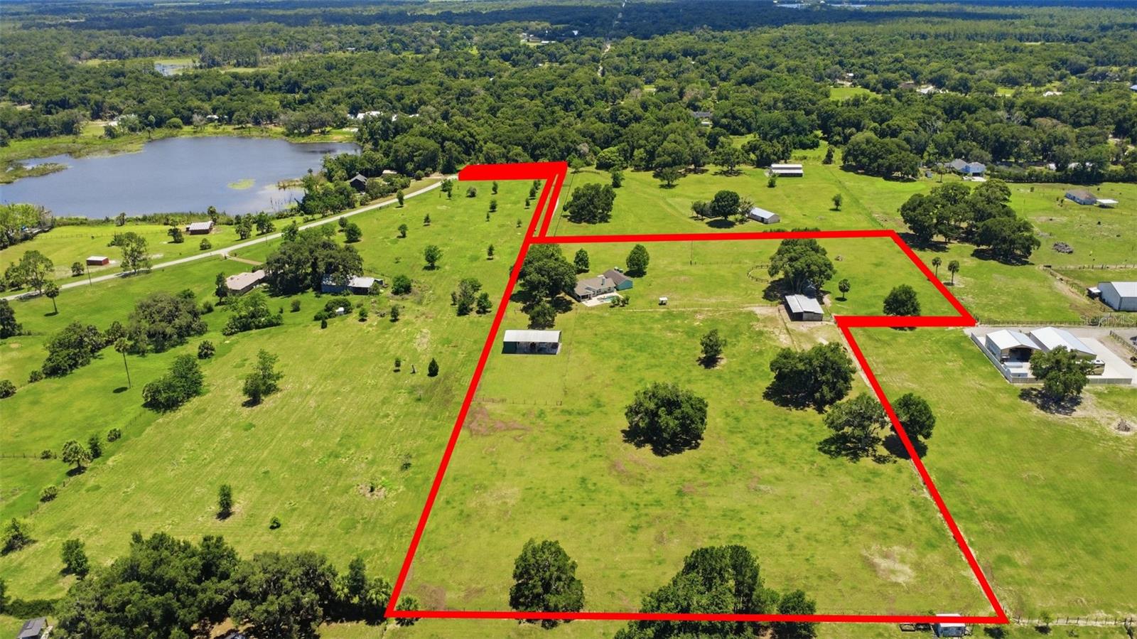 1200 N Hart Rd Property Photo 1