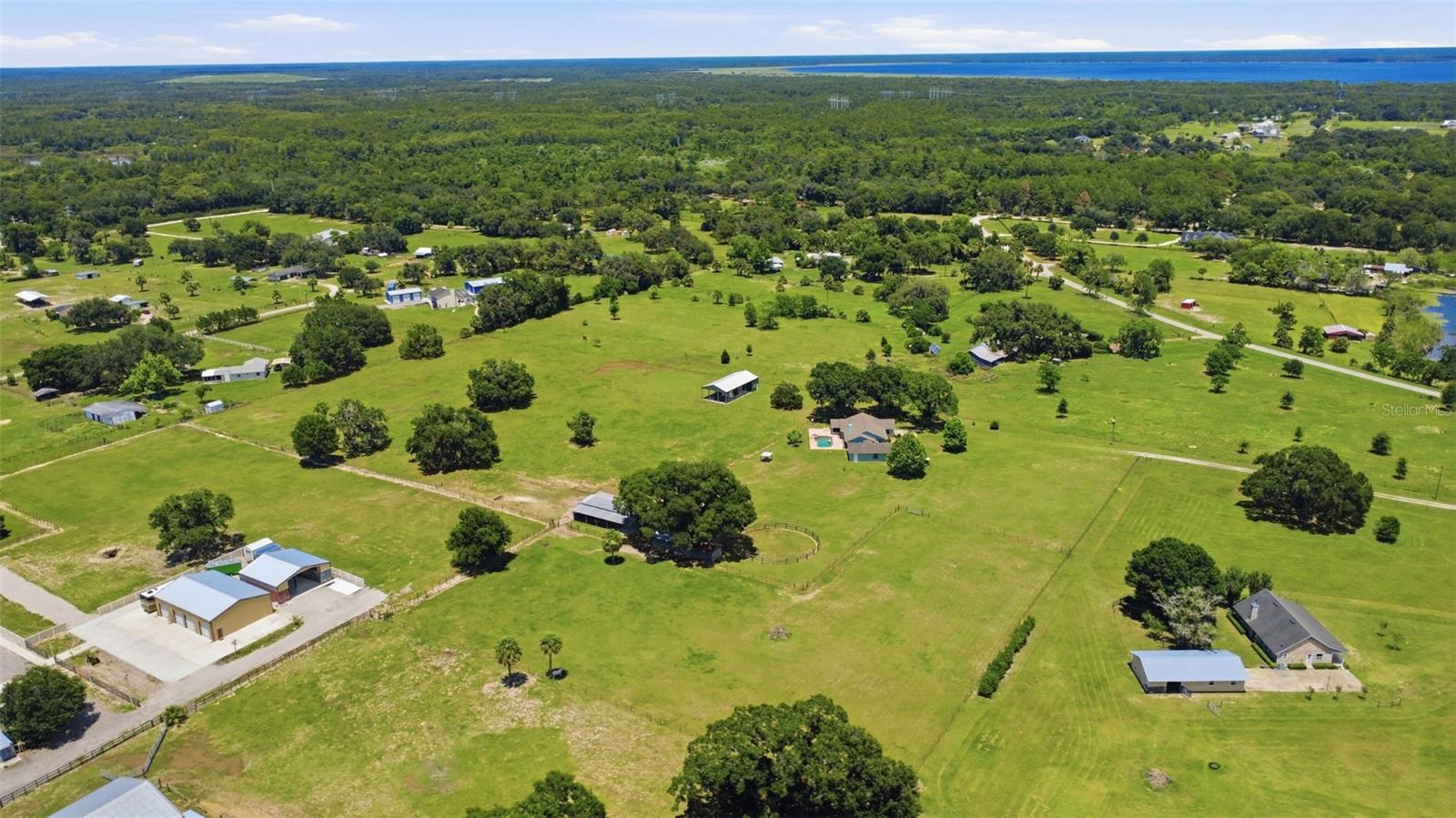 1200 N Hart Rd Property Photo 35