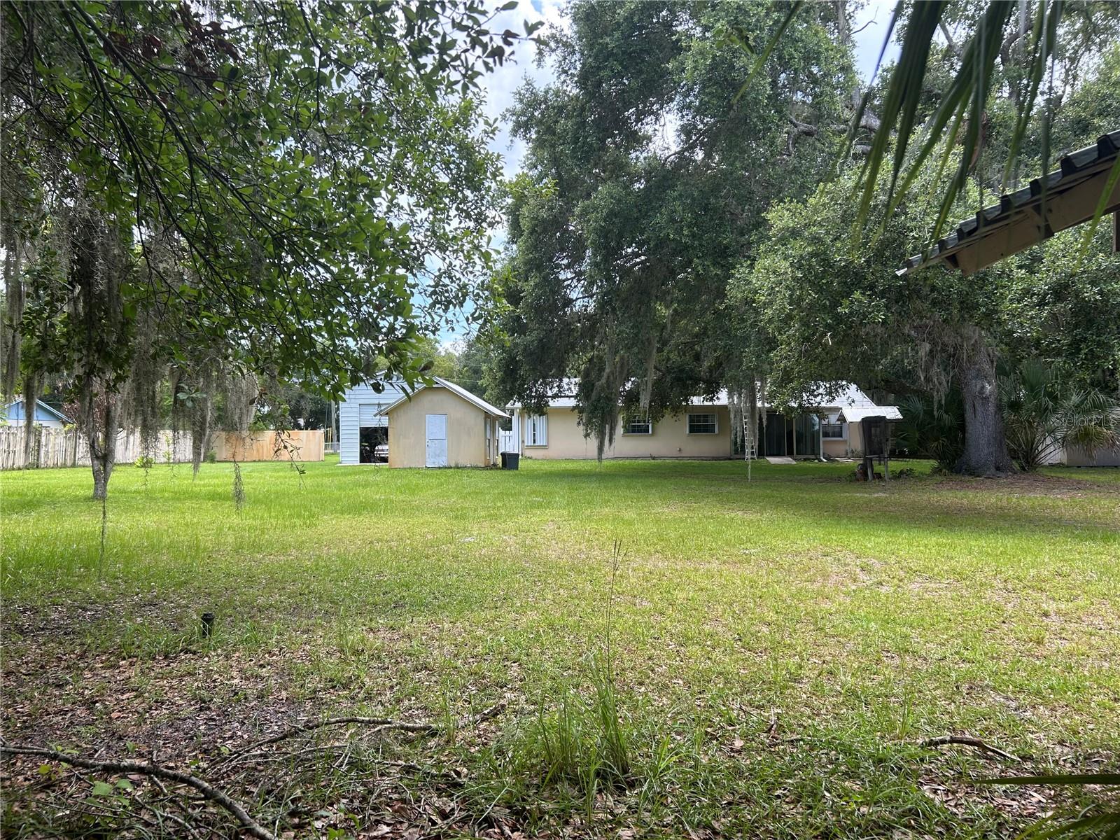 1671 Ford Rd Property Photo 5
