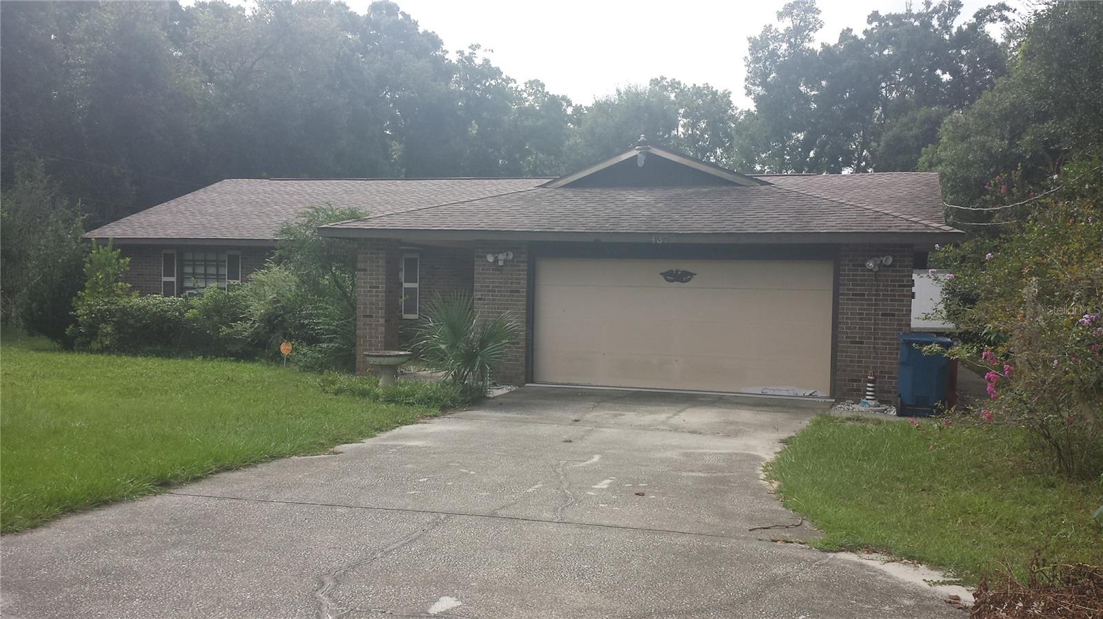 437 Glenwood Rd Property Photo 1