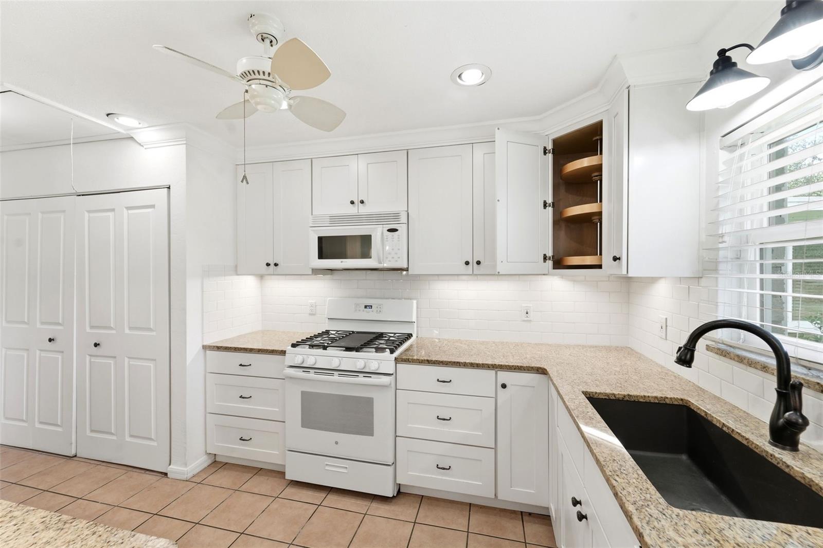 820 S Hill Ave #40 Property Photo 15