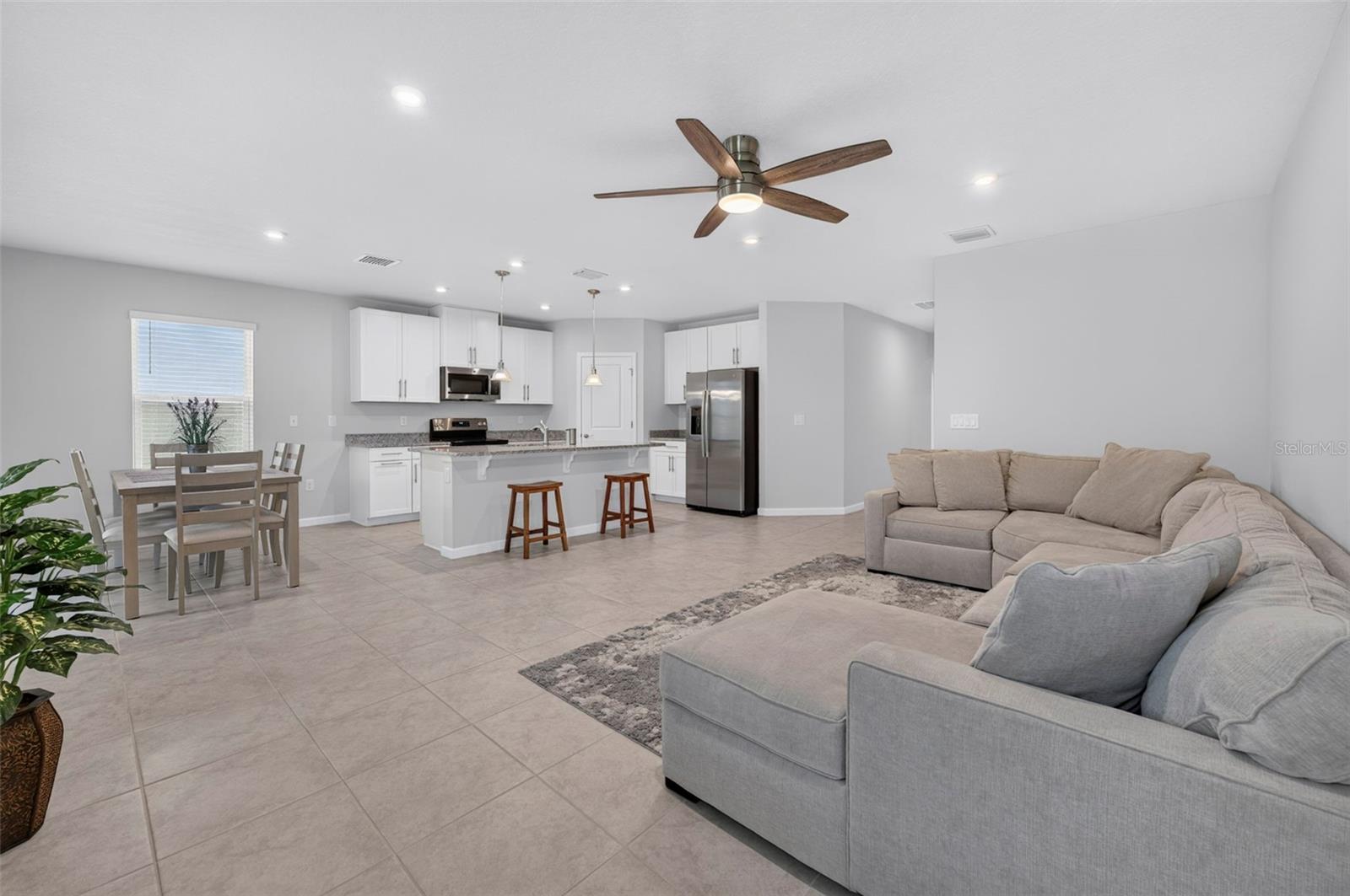 306 Eagle Harbor Way Property Photo 4