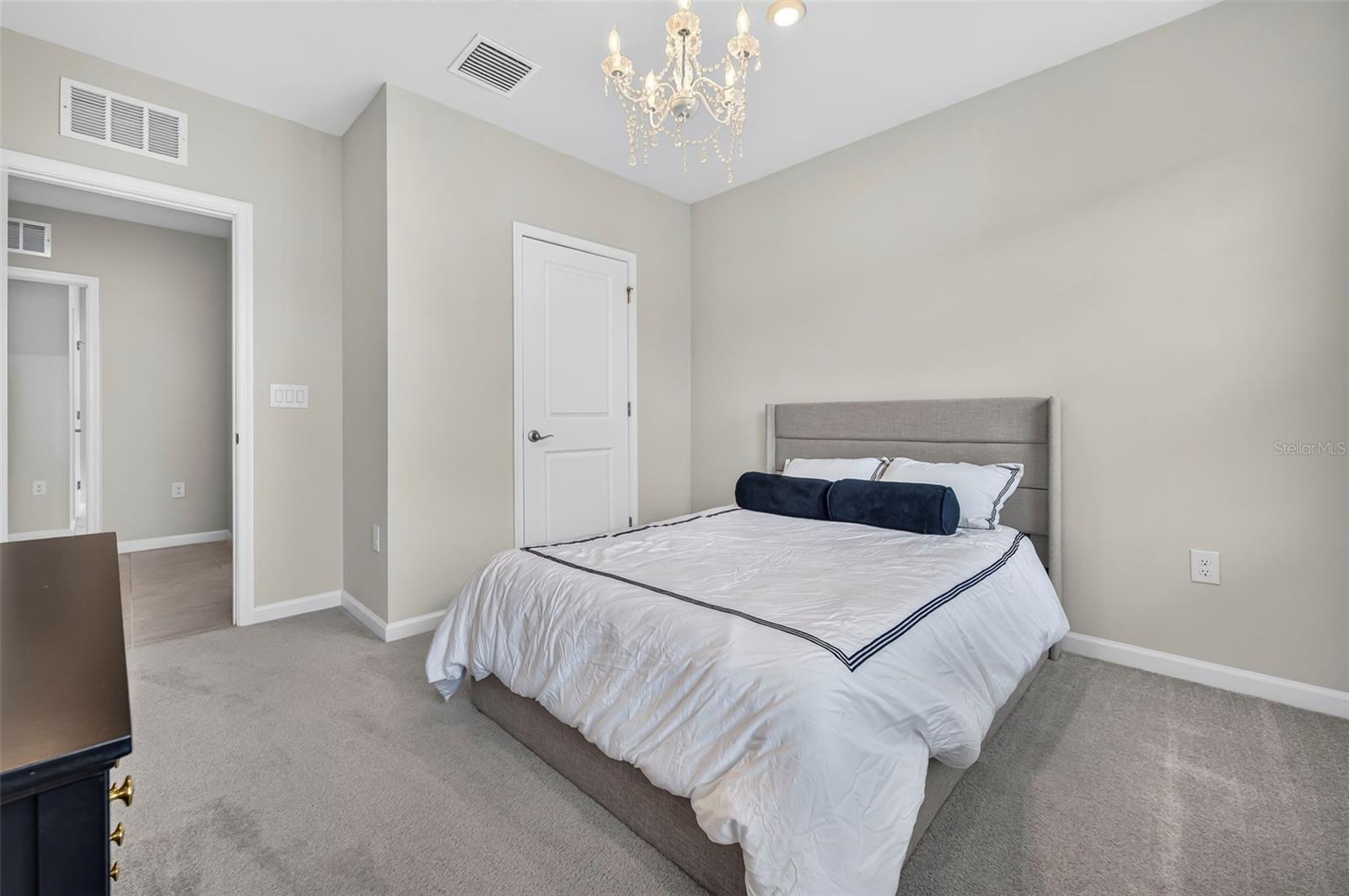 306 Eagle Harbor Way Property Photo 28
