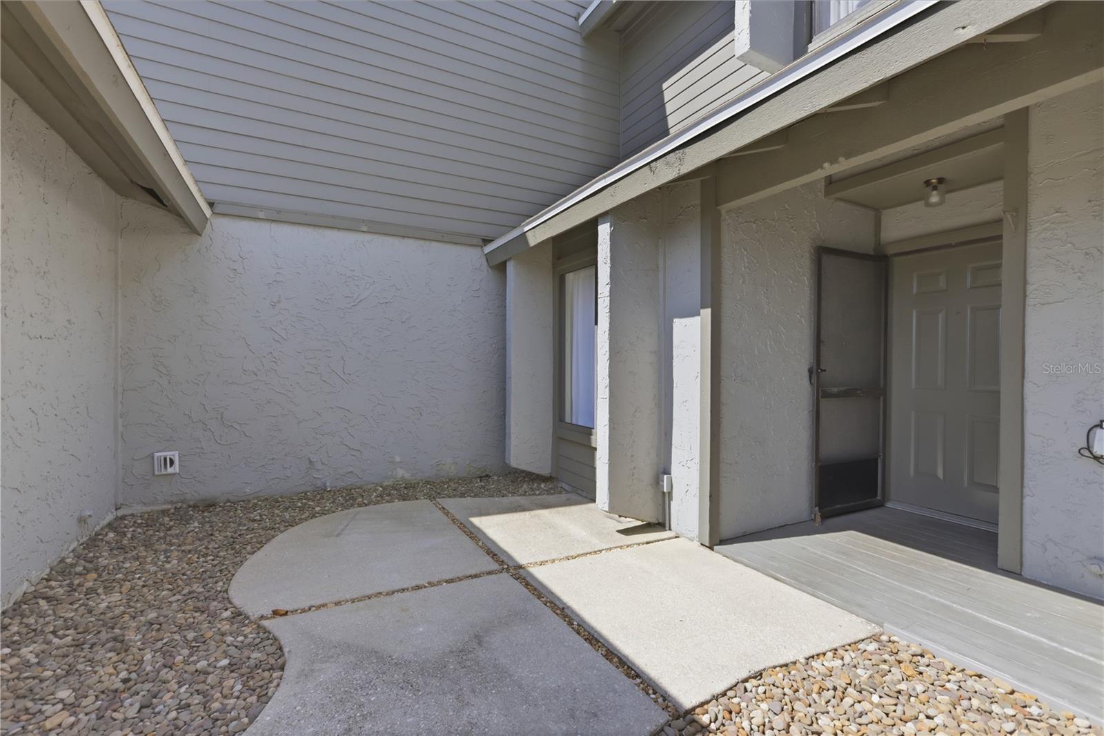 130 Limewood Pl #3 Property Photo 4
