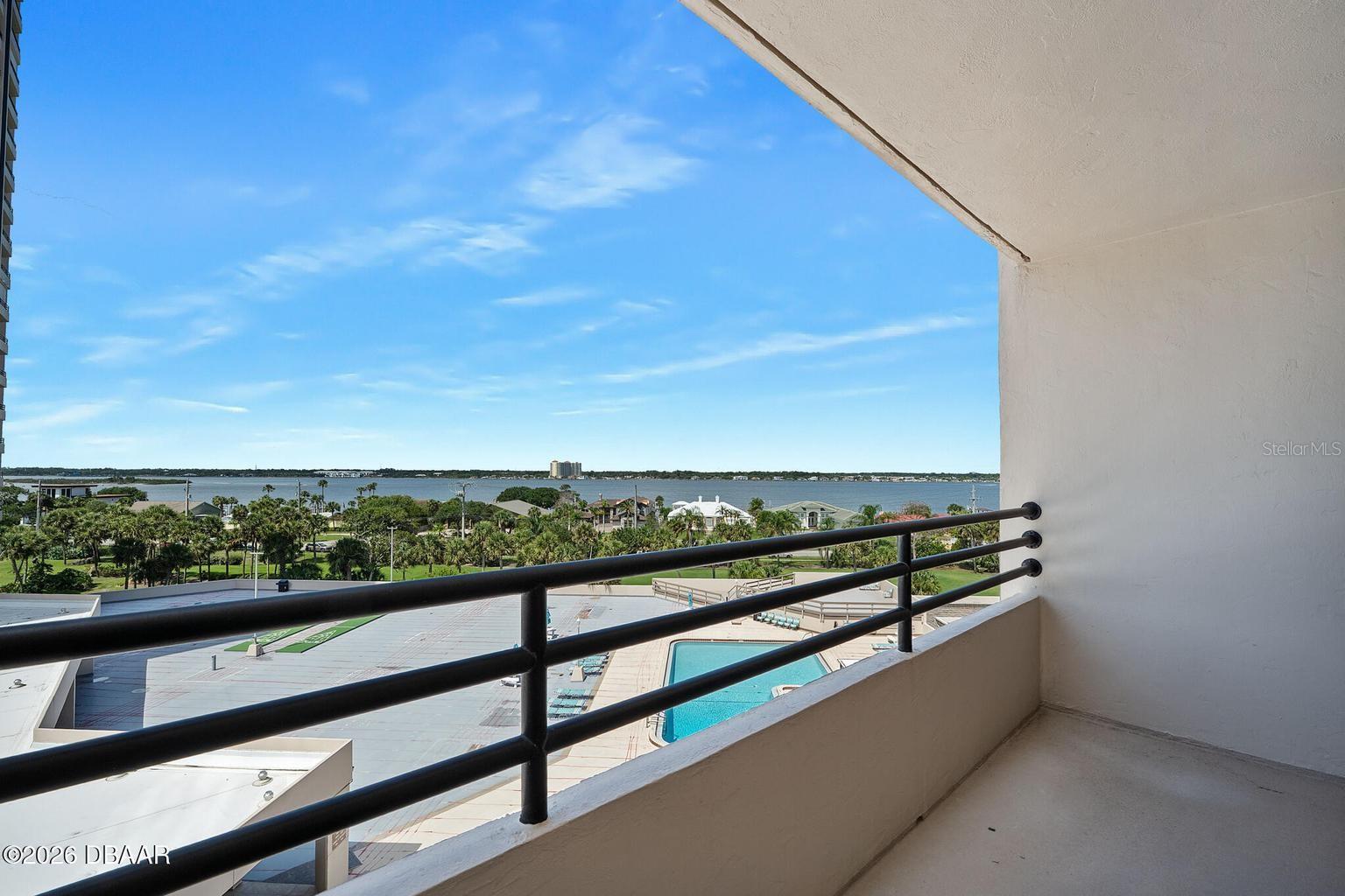 1 Oceans West Blvd #5a5 Property Photo 3