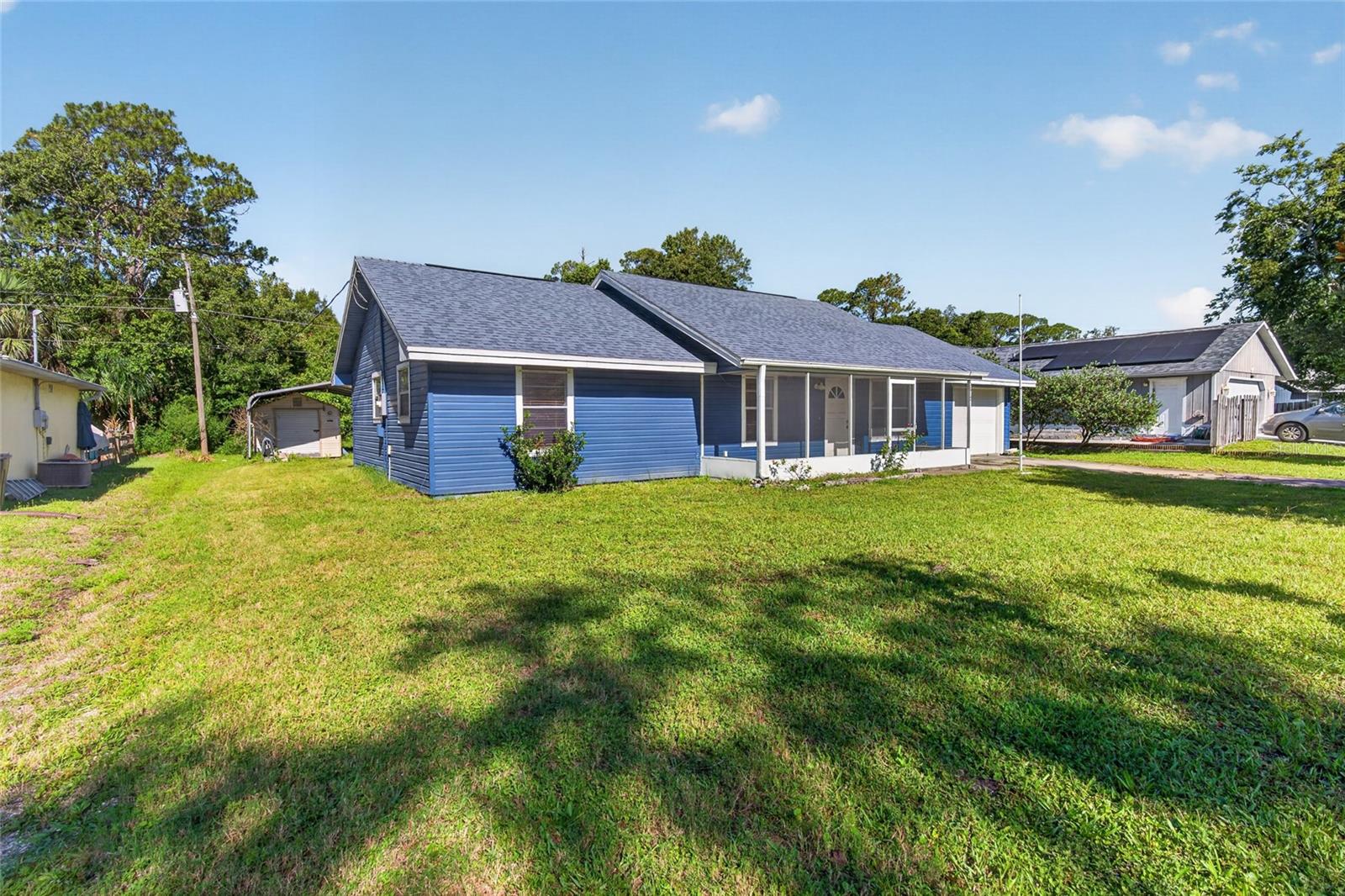 3012 Umbrella Tree Dr Property Photo 3