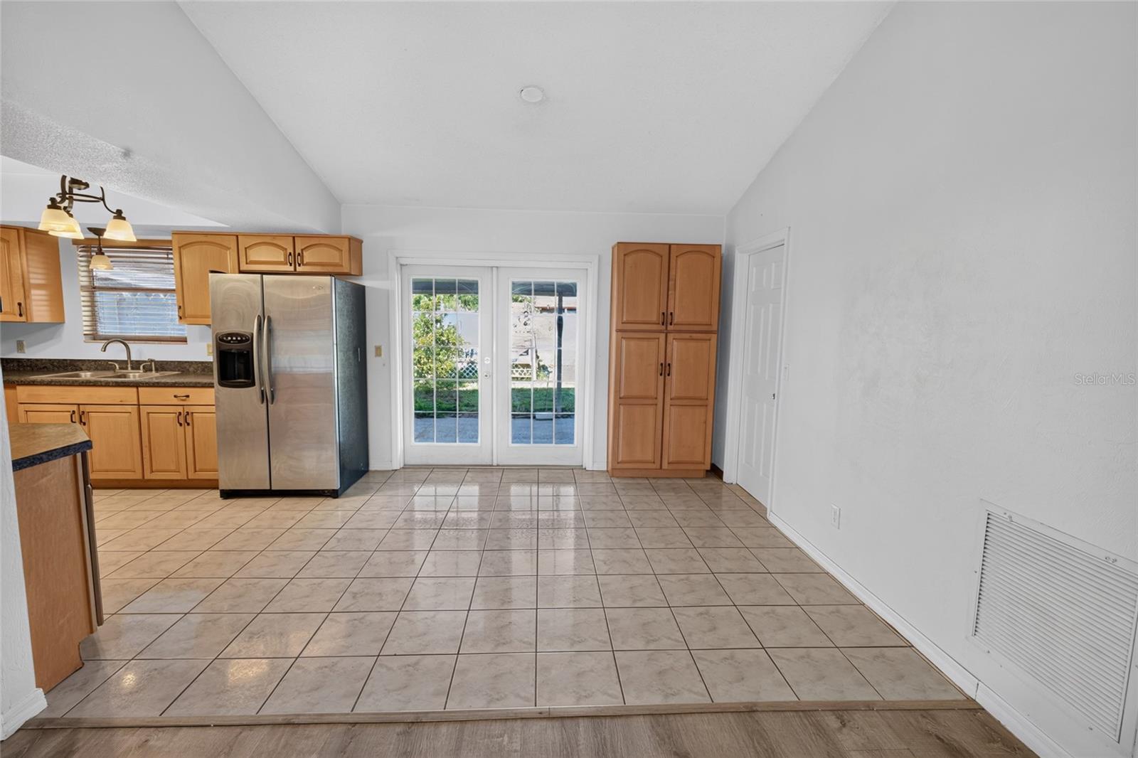 3012 Umbrella Tree Dr Property Photo 24